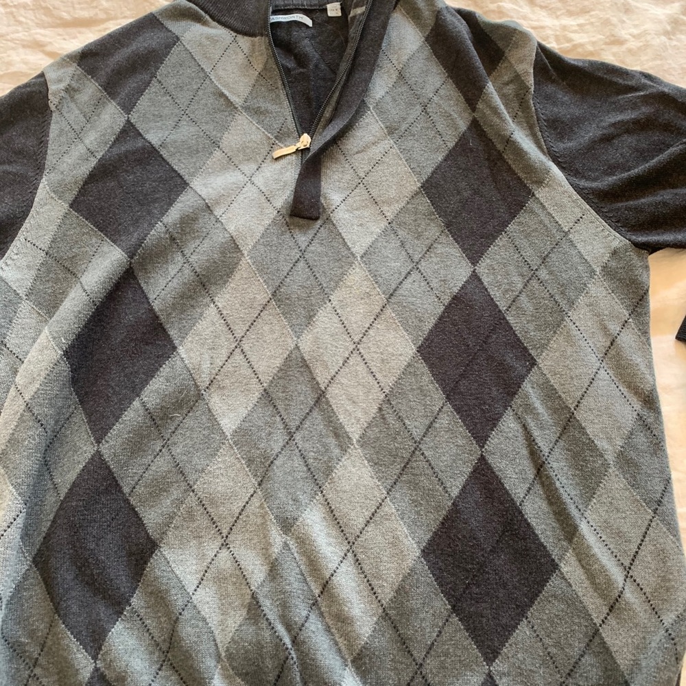 Men’s argyle sweater